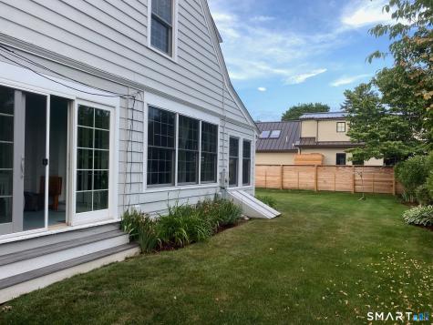33 Grove Avenue Madison CT 06443
