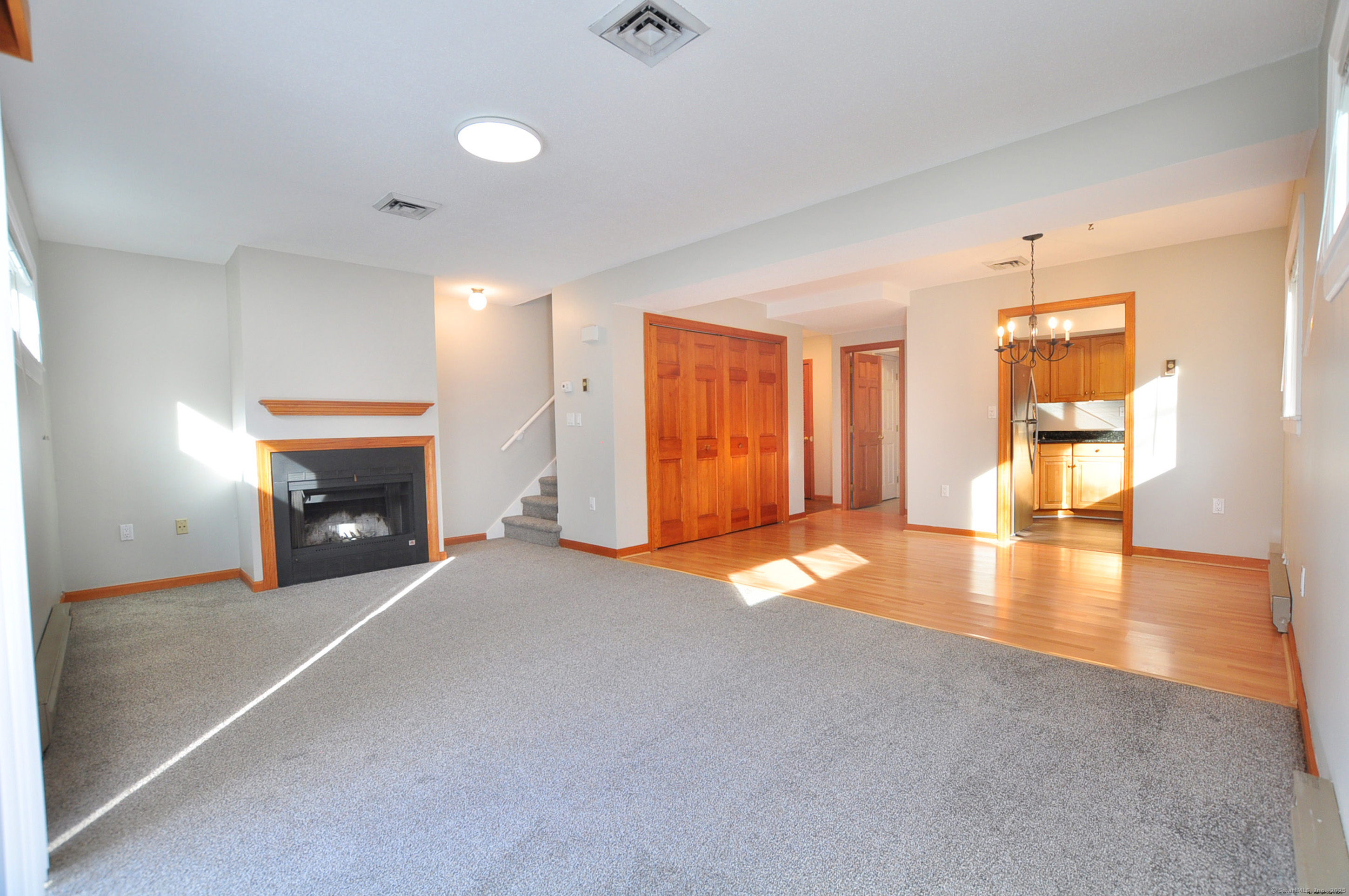 3 Farmington Meadow Drive Farmington CT 06032