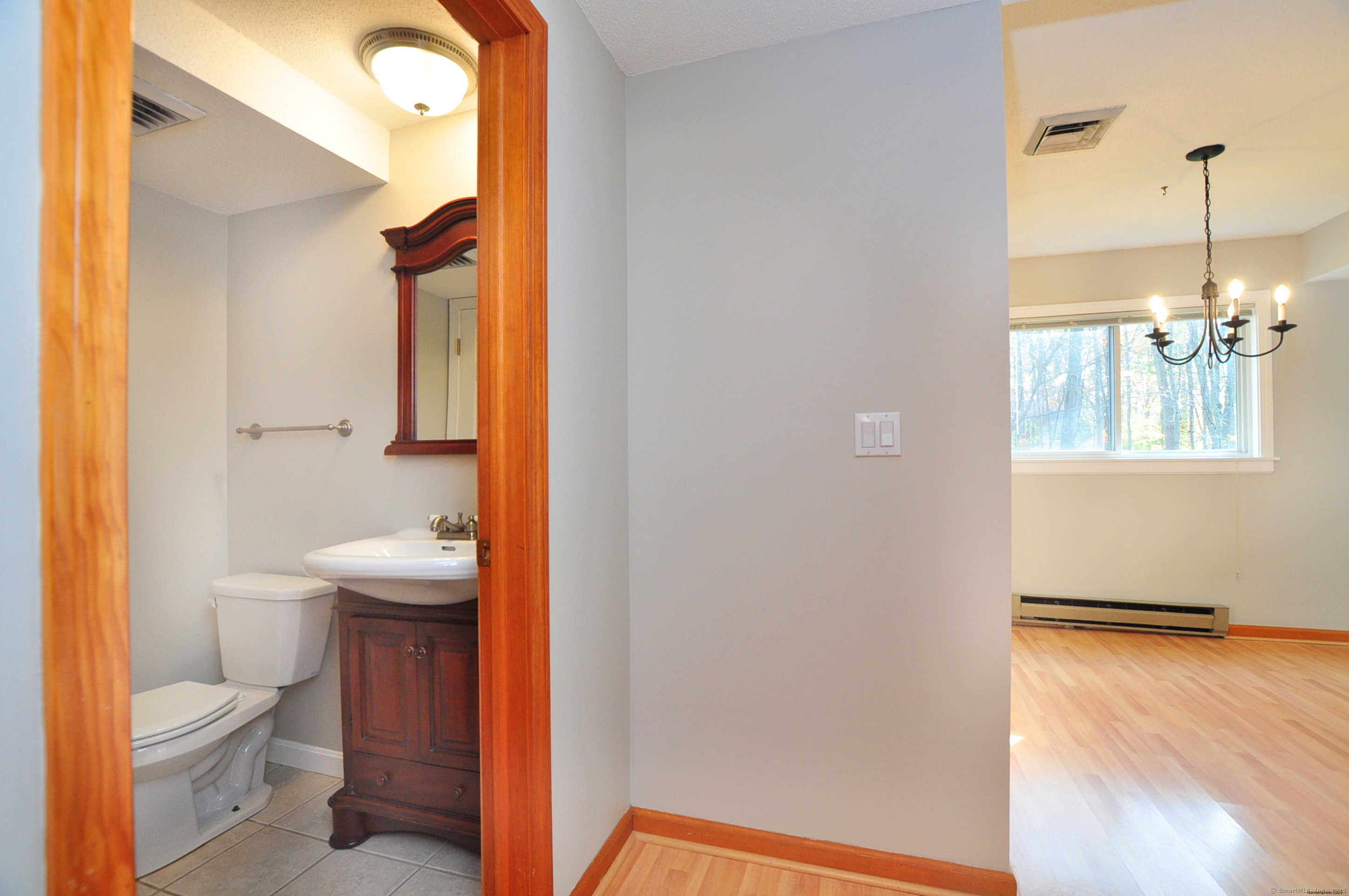3 Farmington Meadow Drive Farmington CT 06032