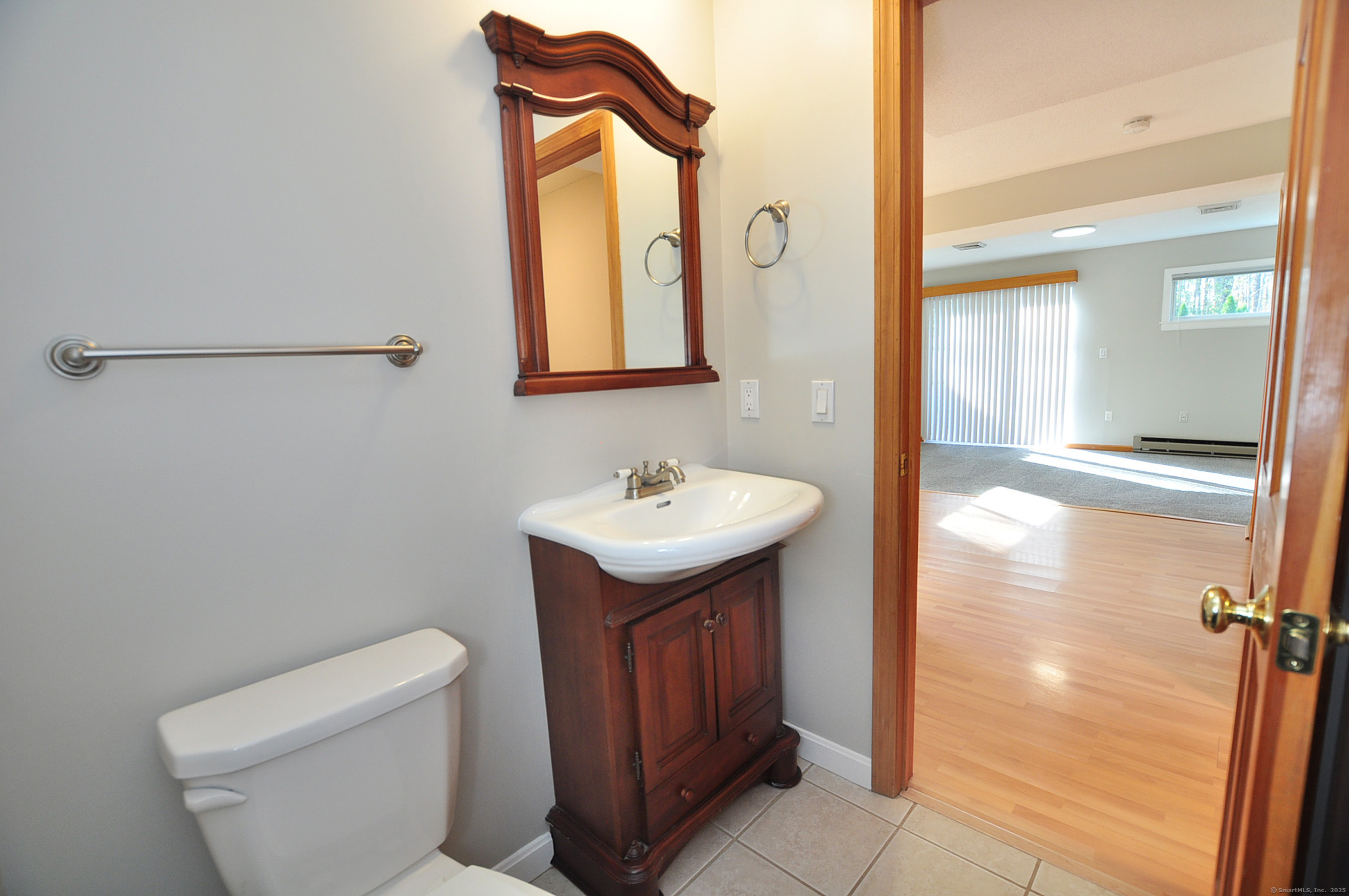 3 Farmington Meadow Drive Farmington CT 06032