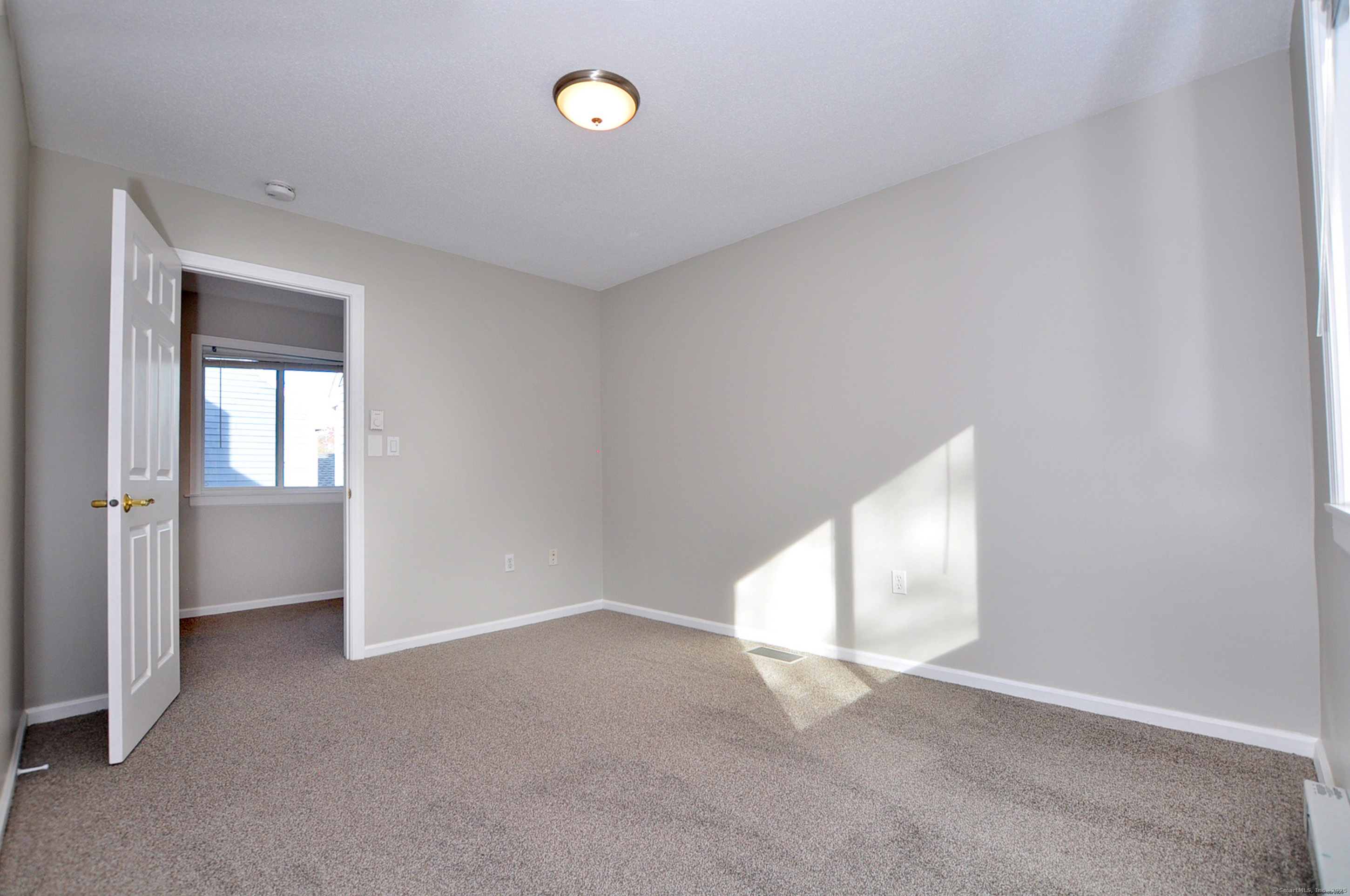3 Farmington Meadow Drive Farmington CT 06032