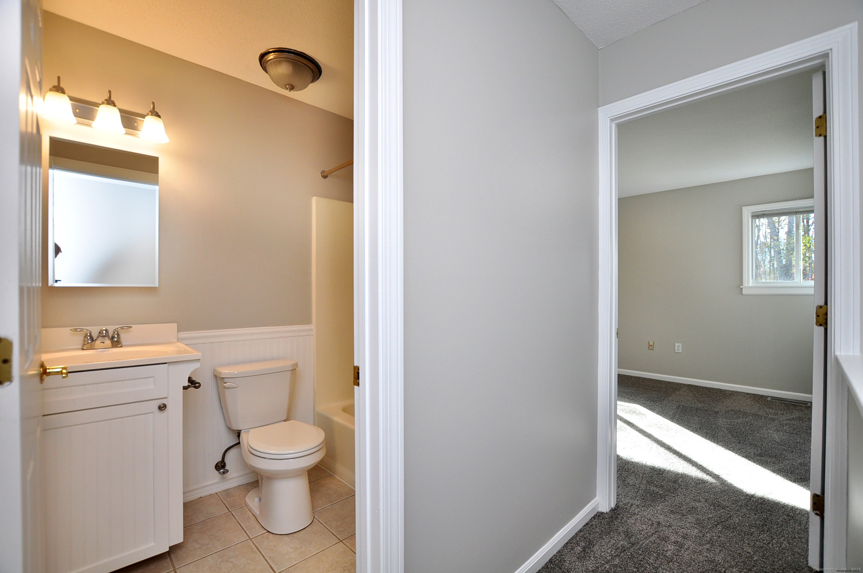 3 Farmington Meadow Drive Farmington CT 06032