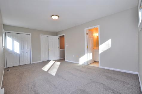3 Farmington Meadow Drive Farmington CT 06032