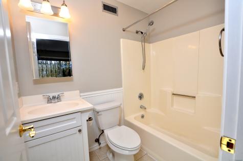3 Farmington Meadow Drive Farmington CT 06032