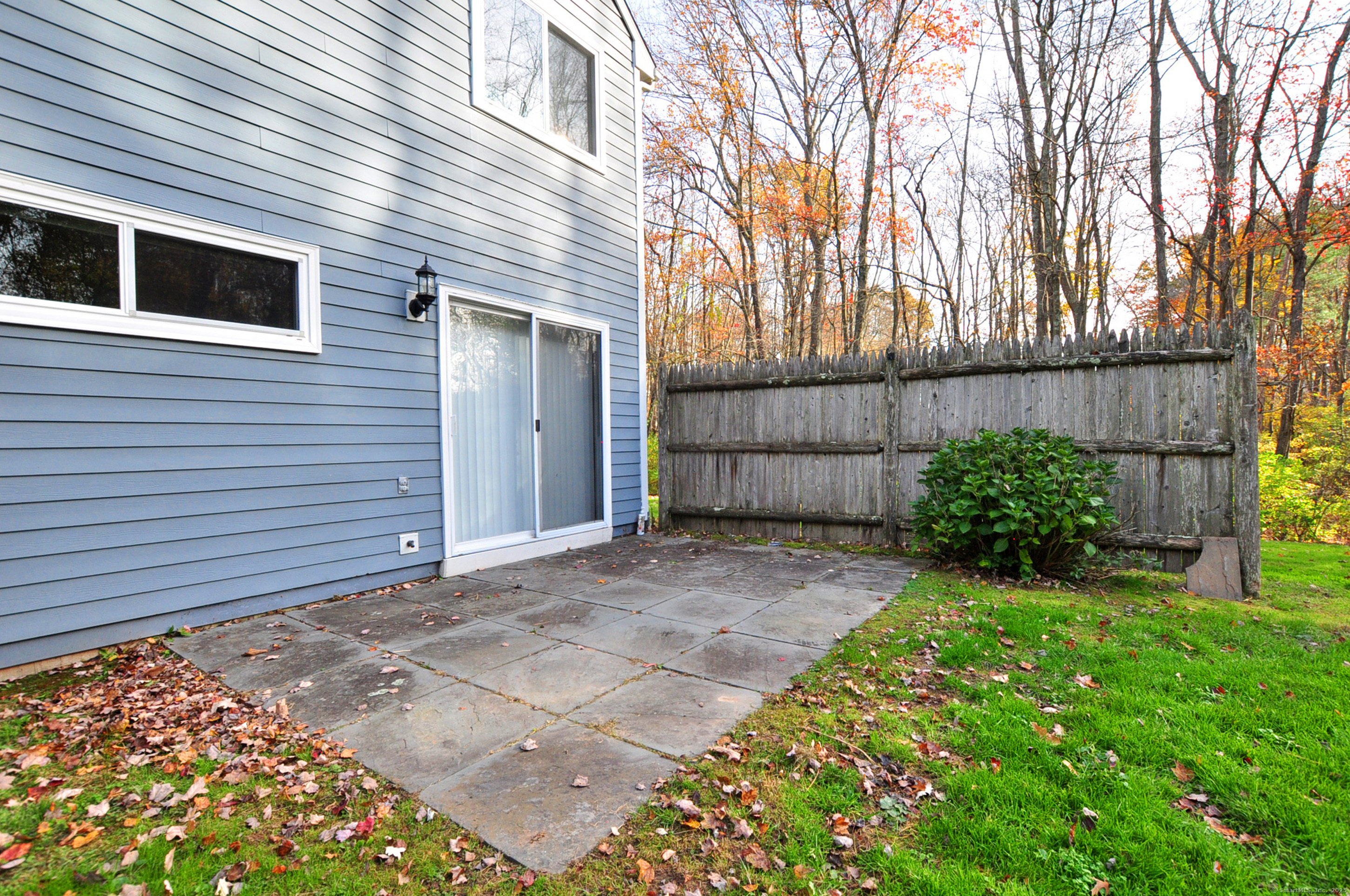 3 Farmington Meadow Drive Farmington CT 06032