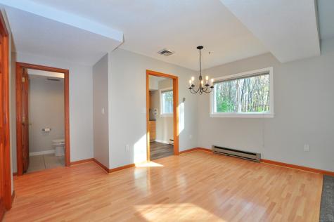 3 Farmington Meadow Drive Farmington CT 06032