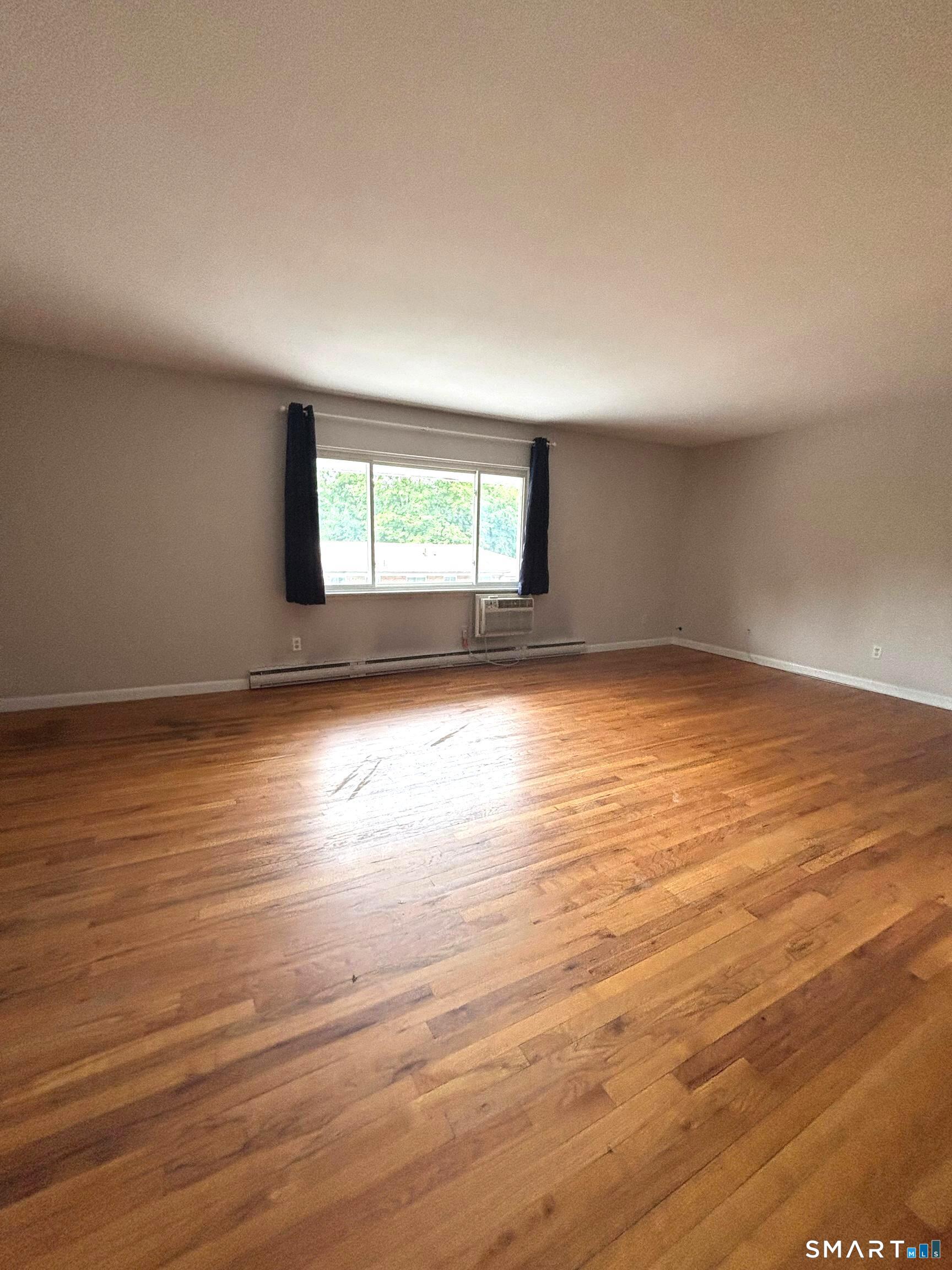1660 Farmington Avenue Farmington CT 06032