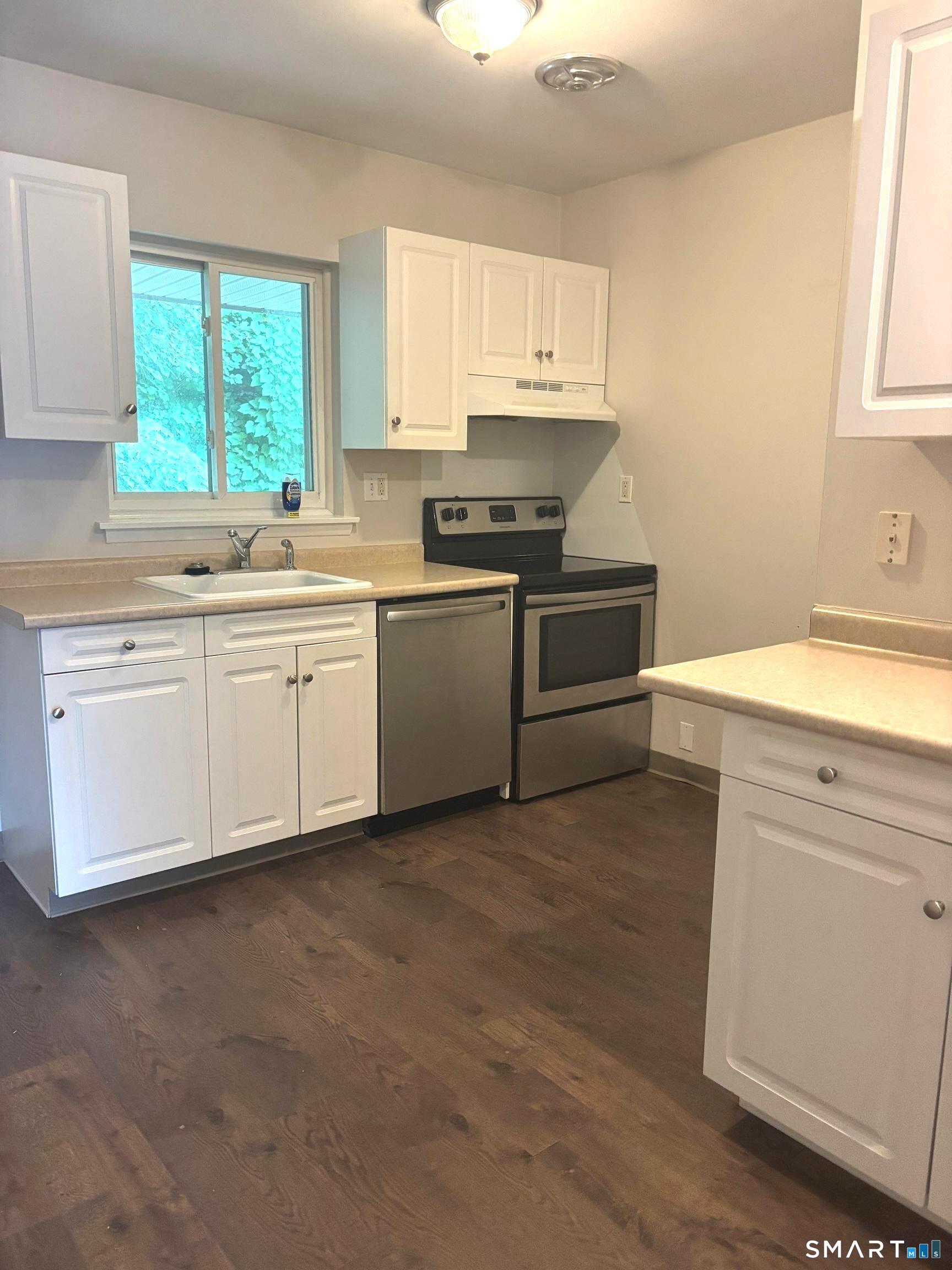 1660 Farmington Avenue Farmington CT 06032