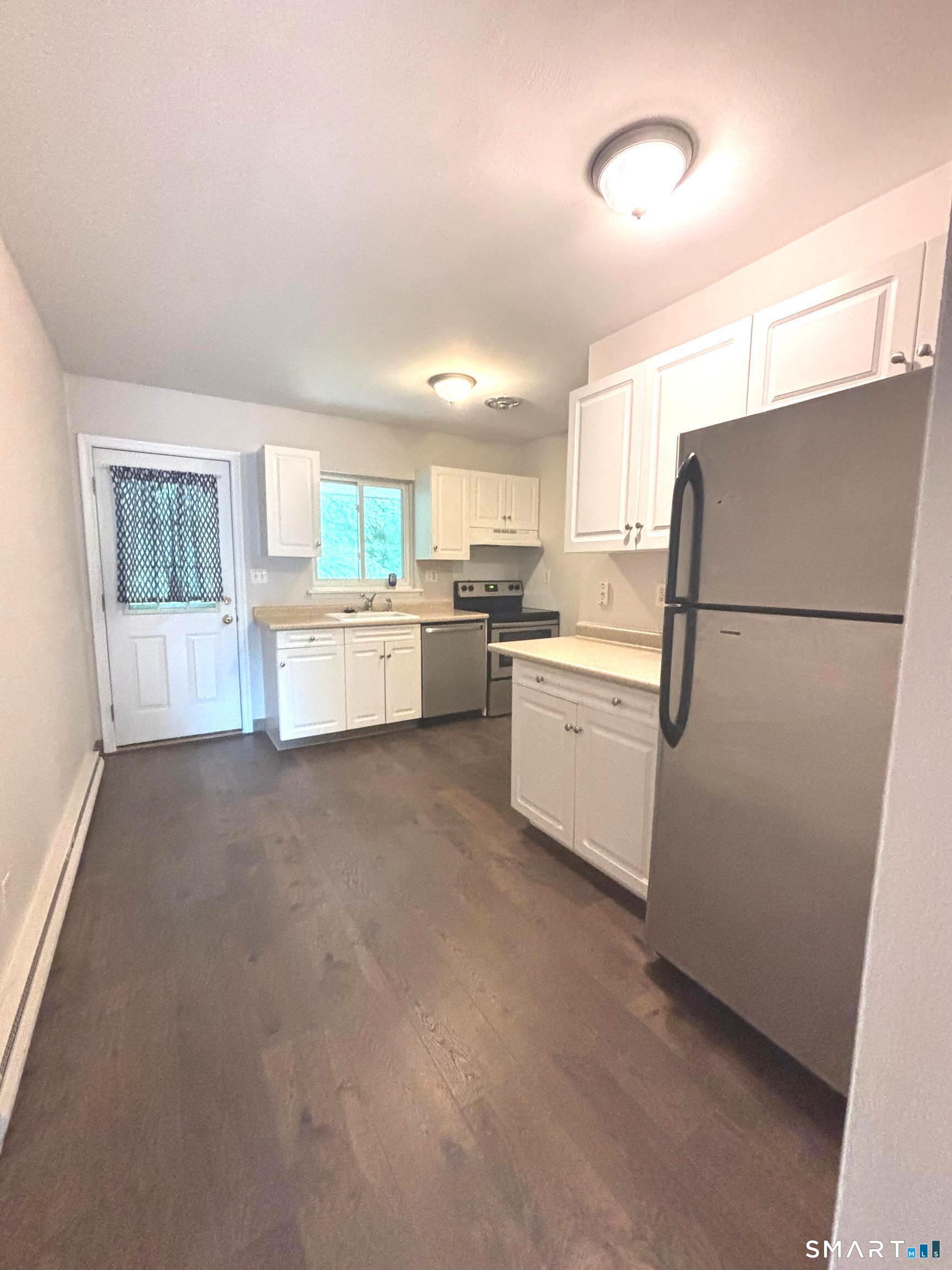 1660 Farmington Avenue Farmington CT 06032