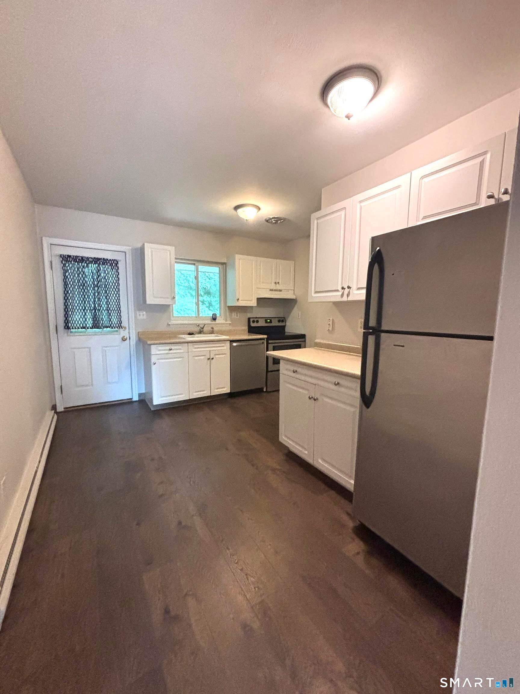 1660 Farmington Avenue Farmington CT 06032