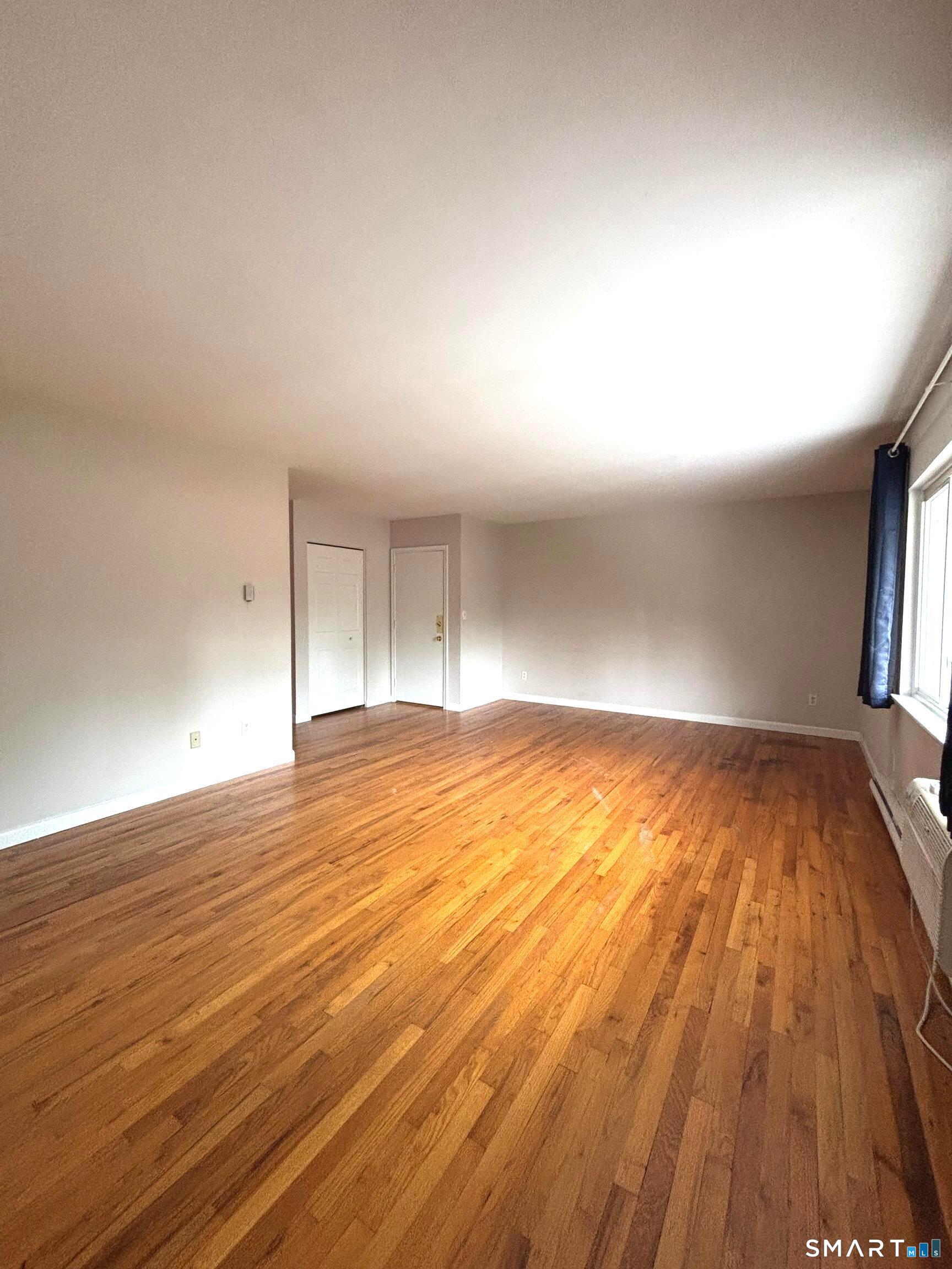 1660 Farmington Avenue Farmington CT 06032