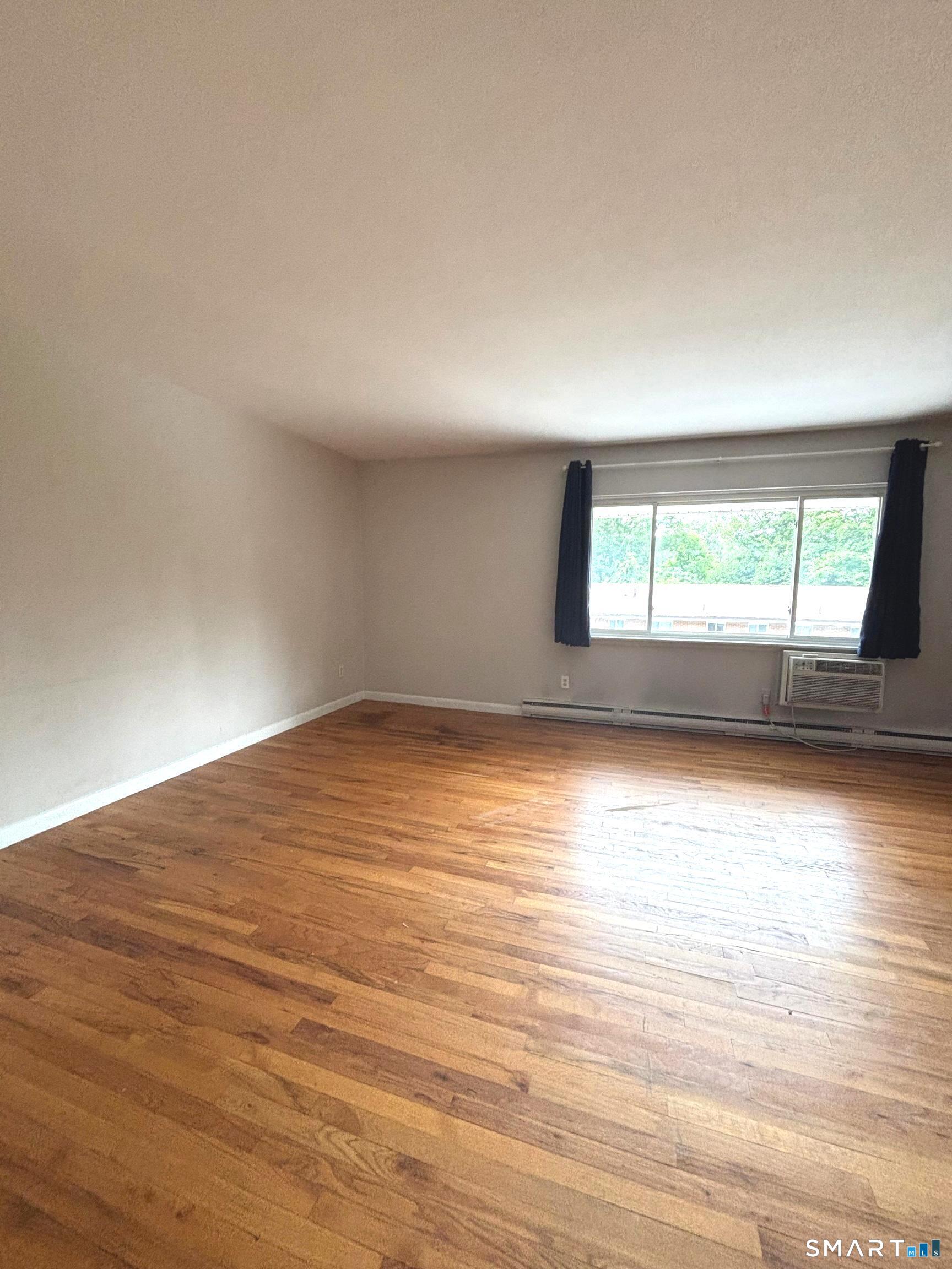 1660 Farmington Avenue Farmington CT 06032