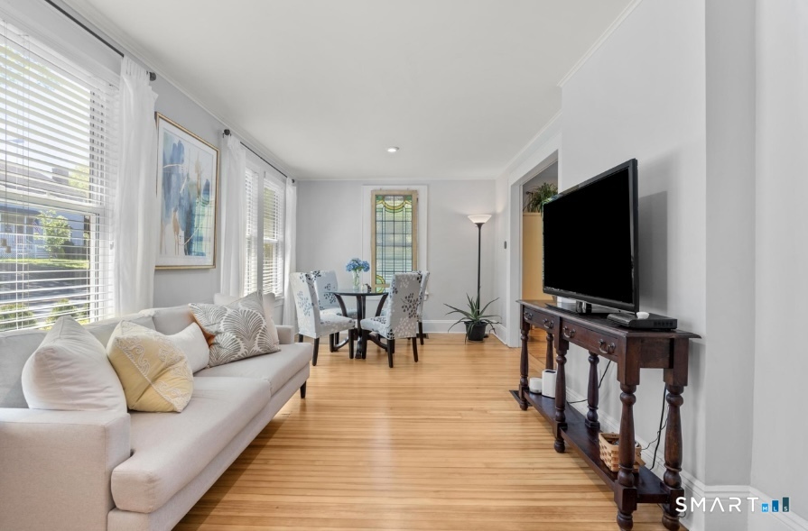 324 Villa Avenue Fairfield CT 06825