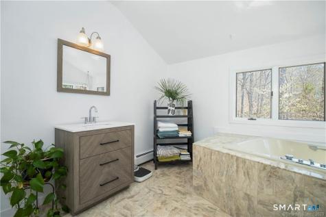 48 Winding Lane Norwalk CT 06851