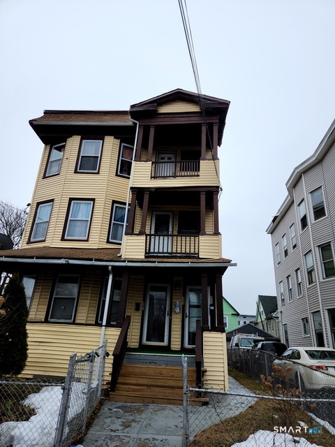 463 Logan Street Bridgeport CT 06607