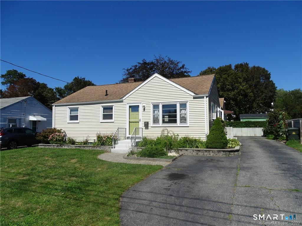 15 Bayshore Drive New London CT 06320