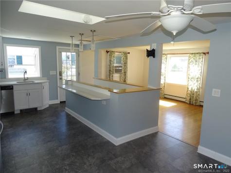 15 Bayshore Drive New London CT 06320