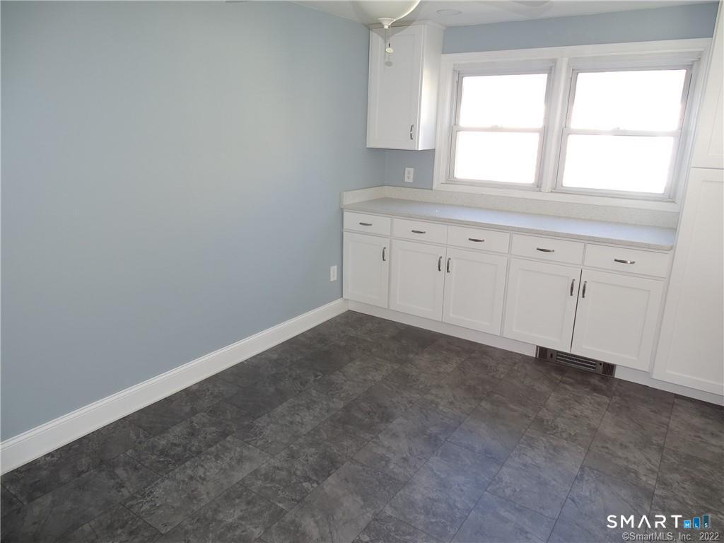 15 Bayshore Drive New London CT 06320