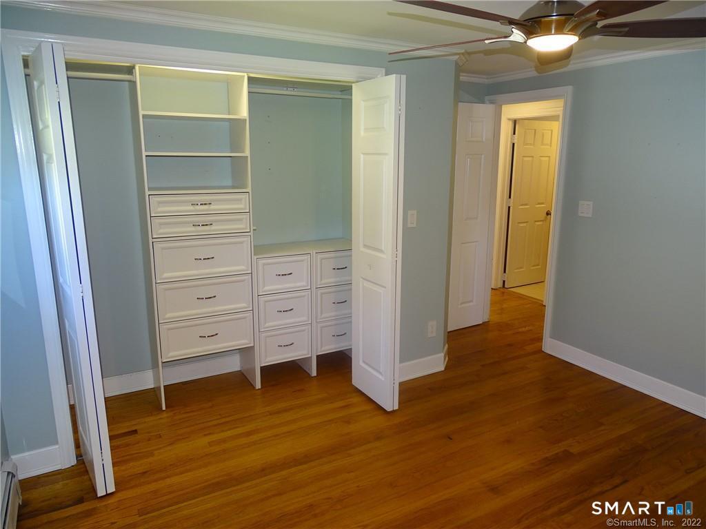 15 Bayshore Drive New London CT 06320