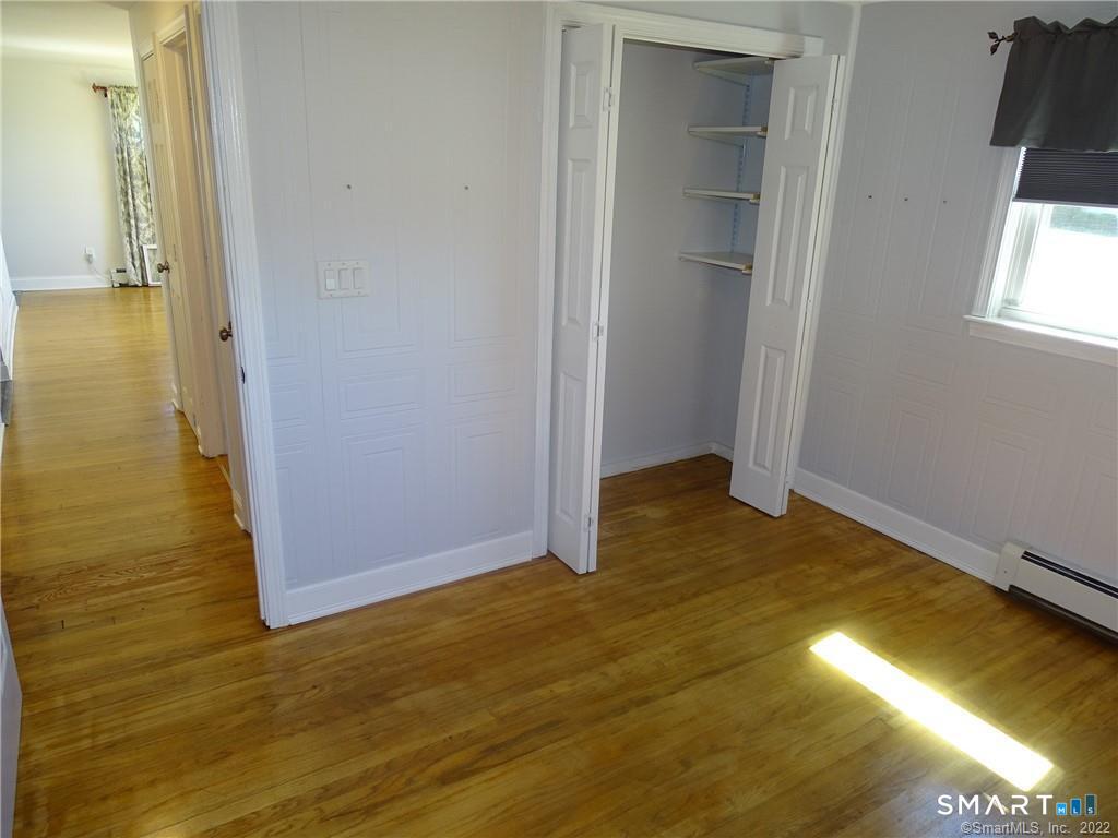15 Bayshore Drive New London CT 06320