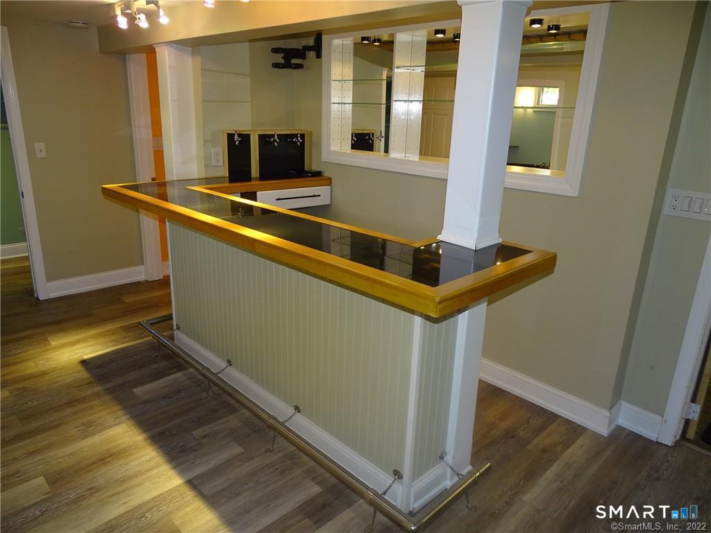 15 Bayshore Drive New London CT 06320