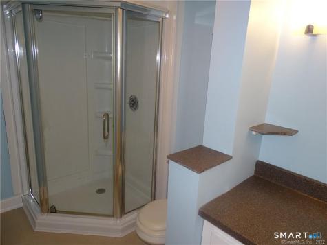 15 Bayshore Drive New London CT 06320