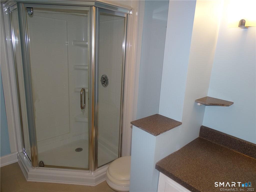 15 Bayshore Drive New London CT 06320