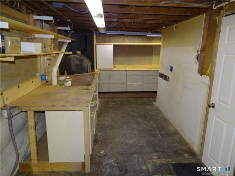 15 Bayshore Drive New London CT 06320