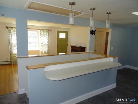 15 Bayshore Drive New London CT 06320