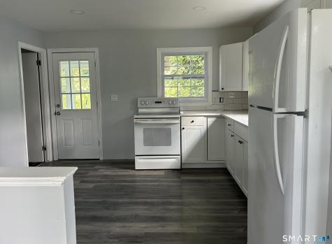 152 Cottage Road Enfield CT 06082