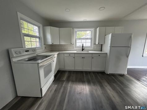 152 Cottage Road Enfield CT 06082