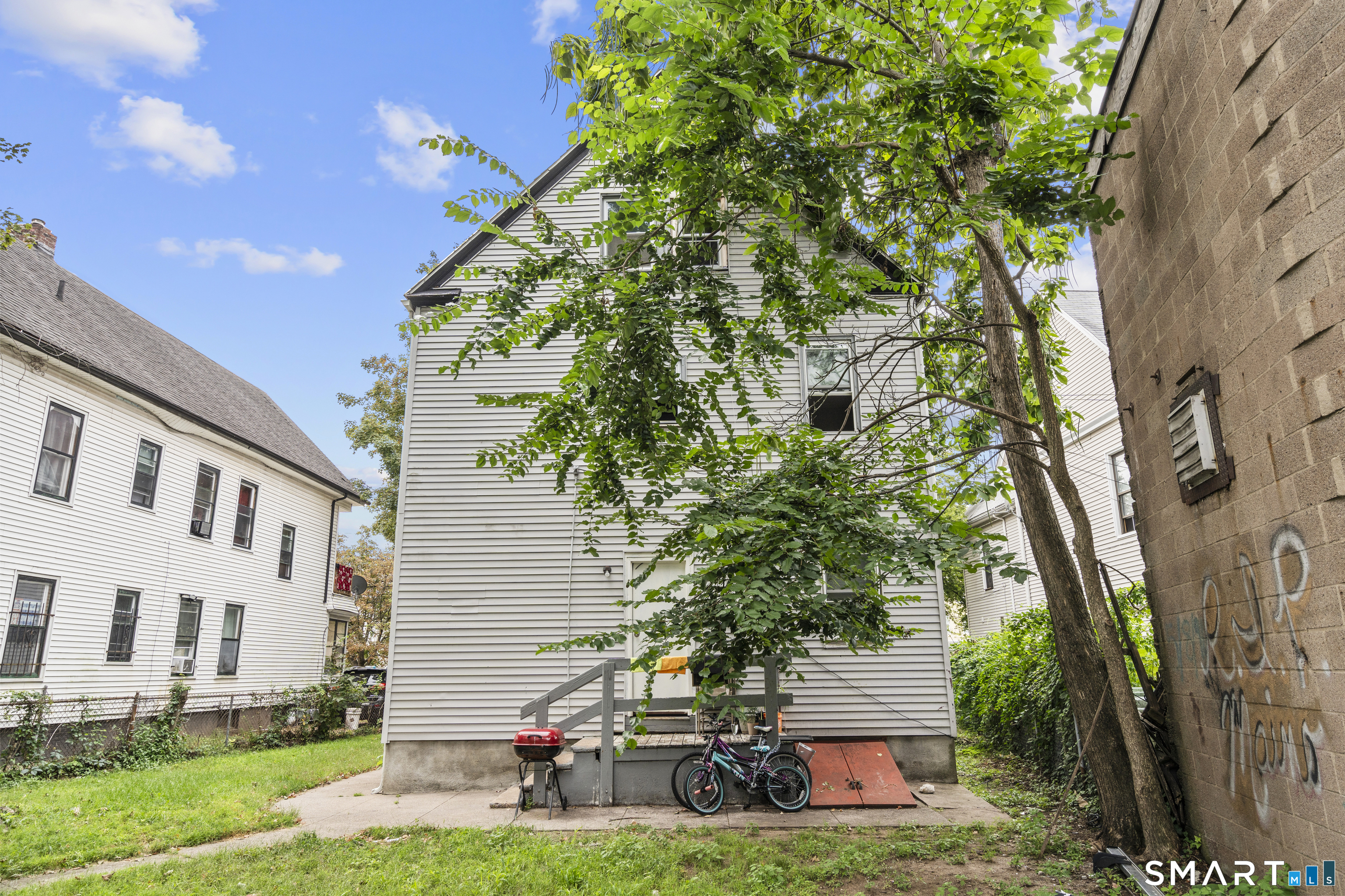 693 Dixwell Avenue New Haven CT 06511