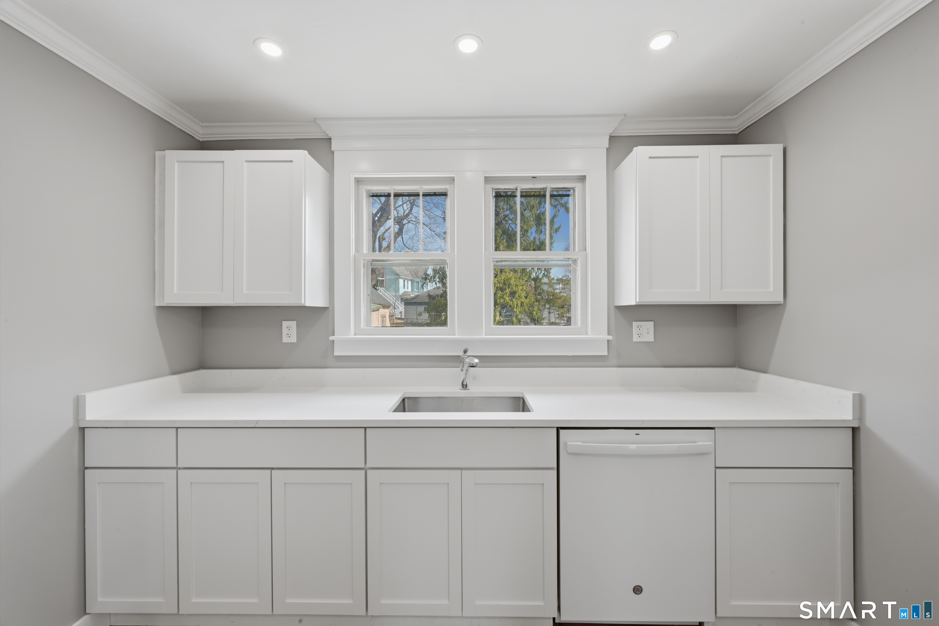 43 Dunham Street Norwich CT 06360