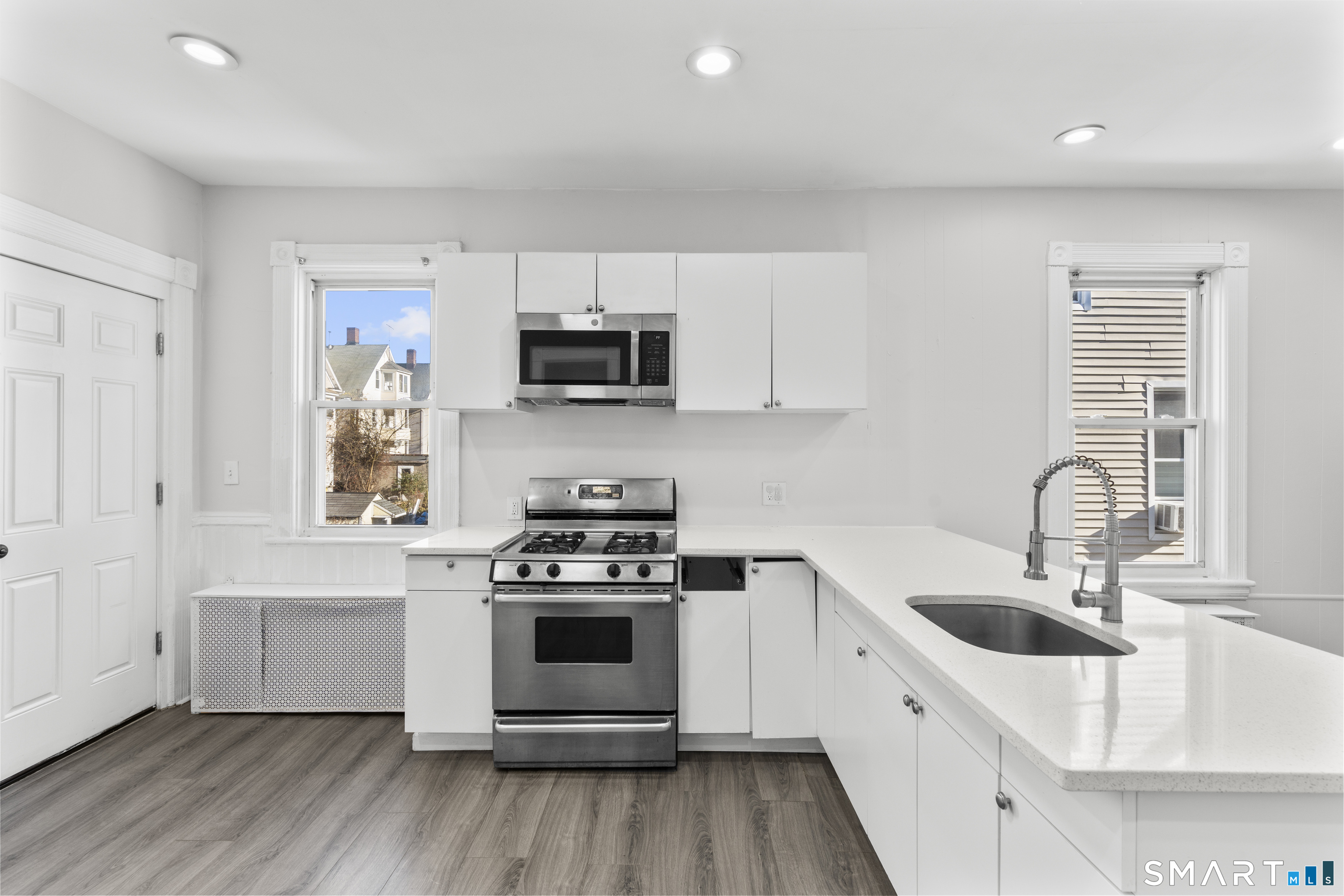 394 Gregory Street Bridgeport CT 06604