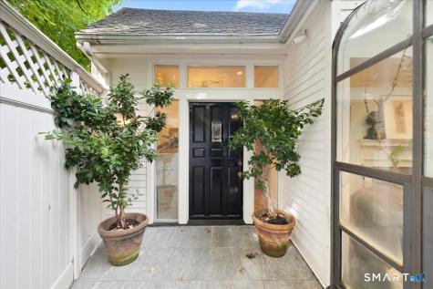 281 Pequot Avenue Fairfield CT 06890