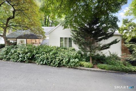 281 Pequot Avenue Fairfield CT 06890