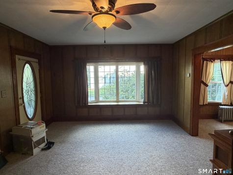 9 Floral Avenue Thompson CT 06255