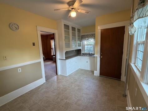 9 Floral Avenue Thompson CT 06255