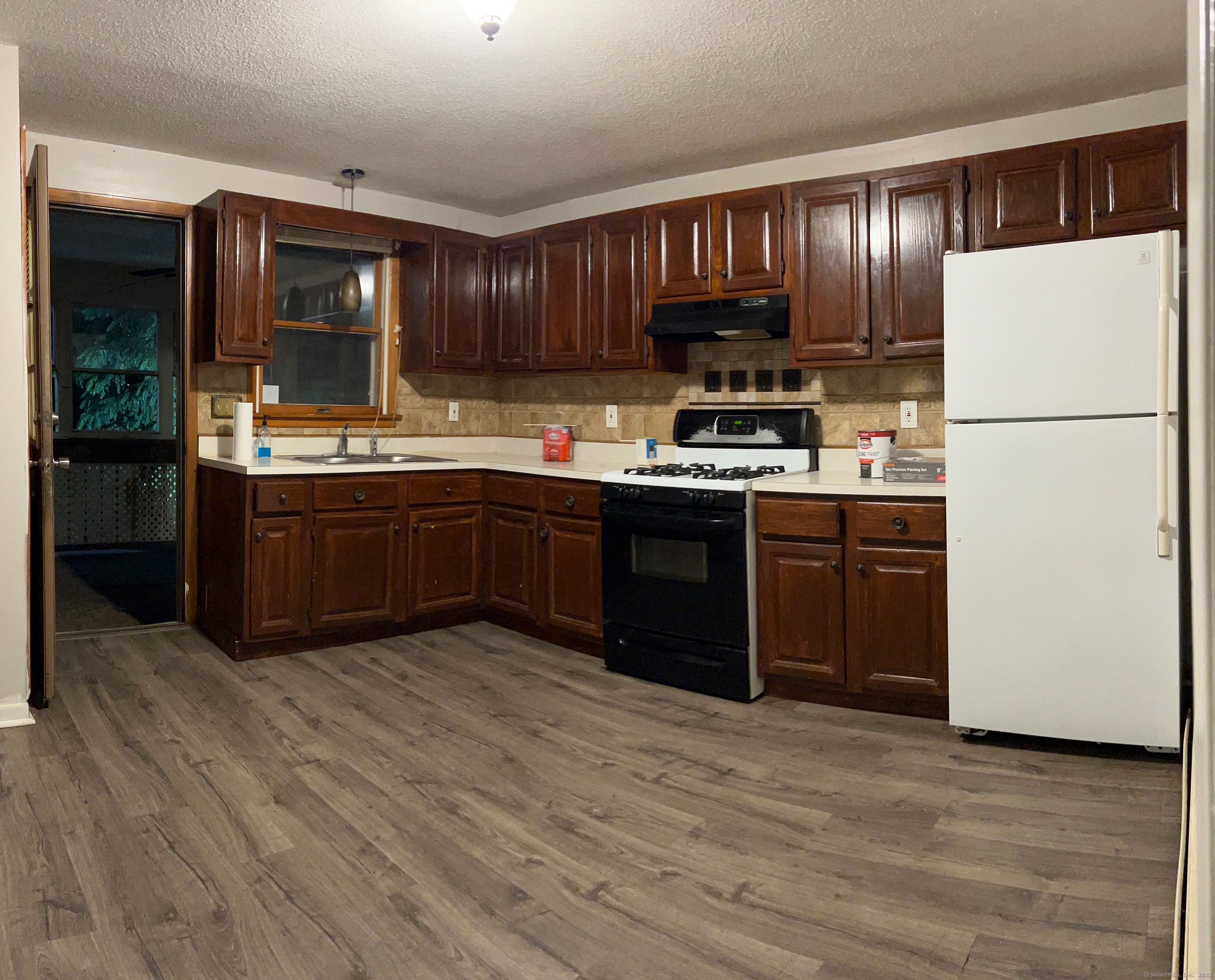 54 Roosevelt Street Hartford CT 06114