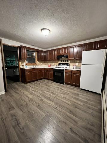 54 Roosevelt Street Hartford CT 06114