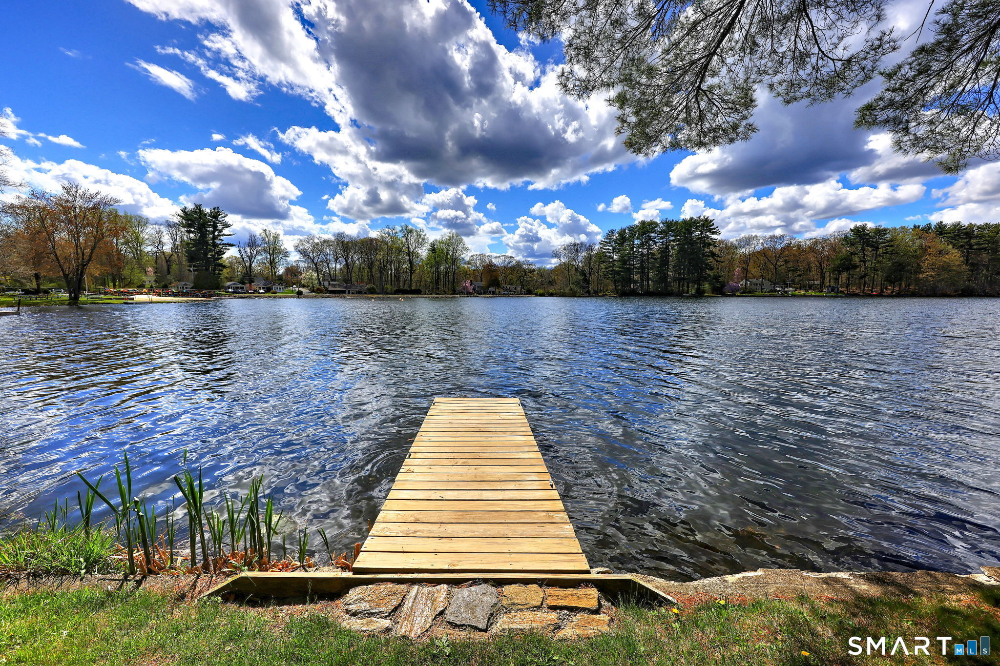 10 Old Pinewood Trail Trumbull CT 06611