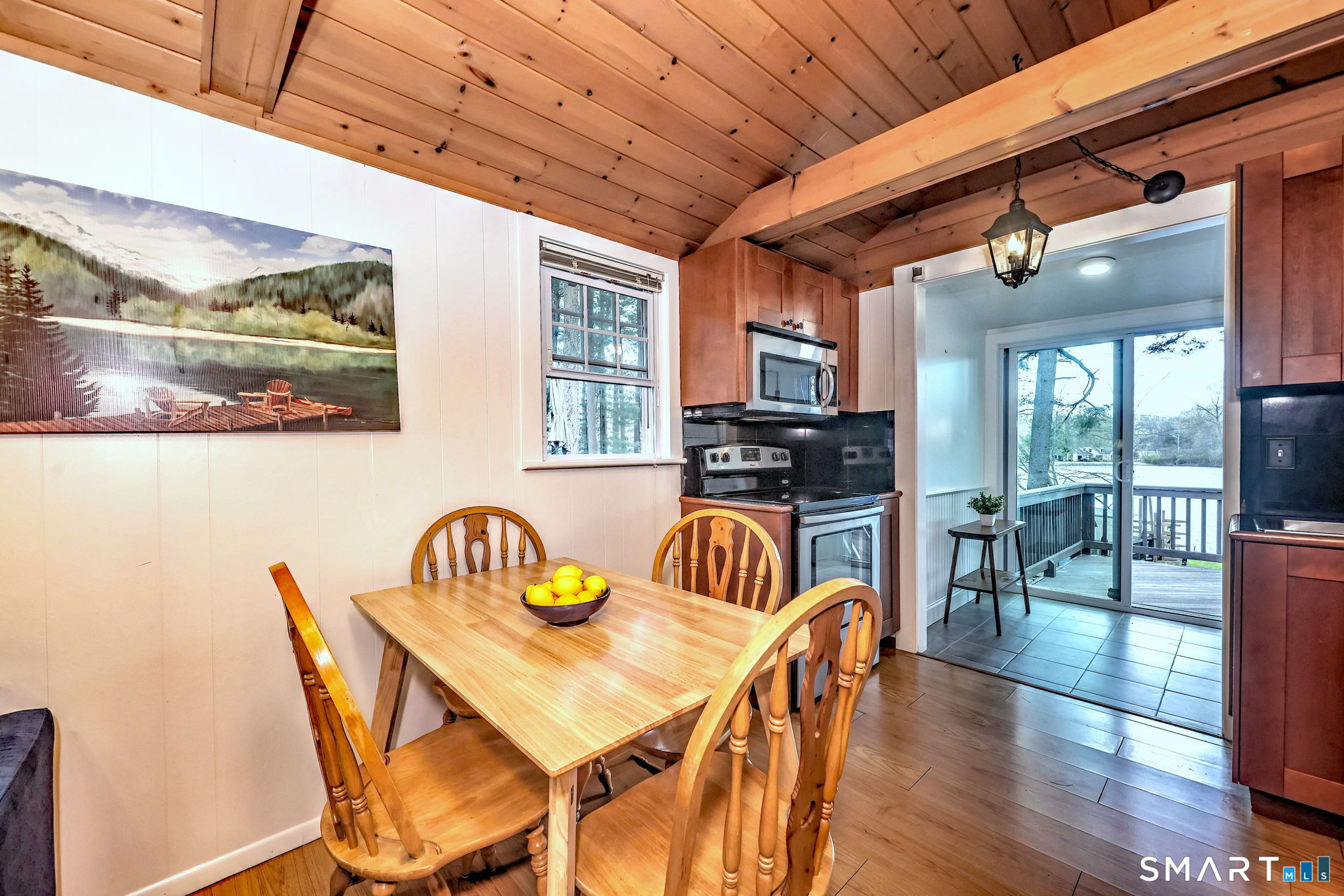 10 Old Pinewood Trail Trumbull CT 06611