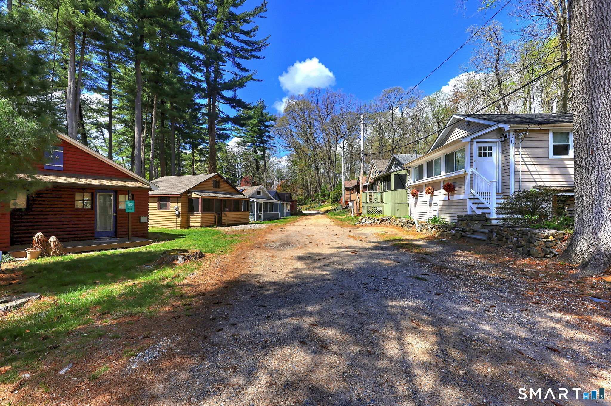 10 Old Pinewood Trail Trumbull CT 06611