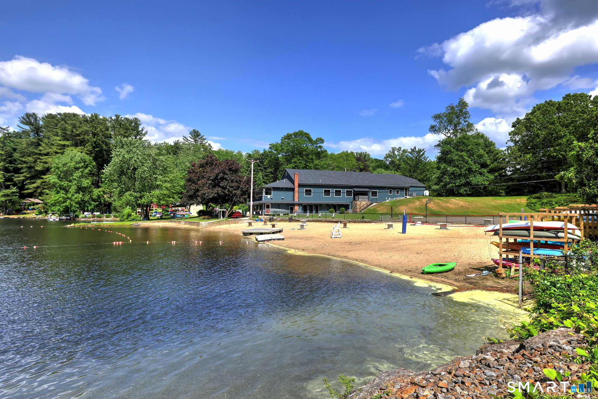 10 Old Pinewood Trail Trumbull CT 06611