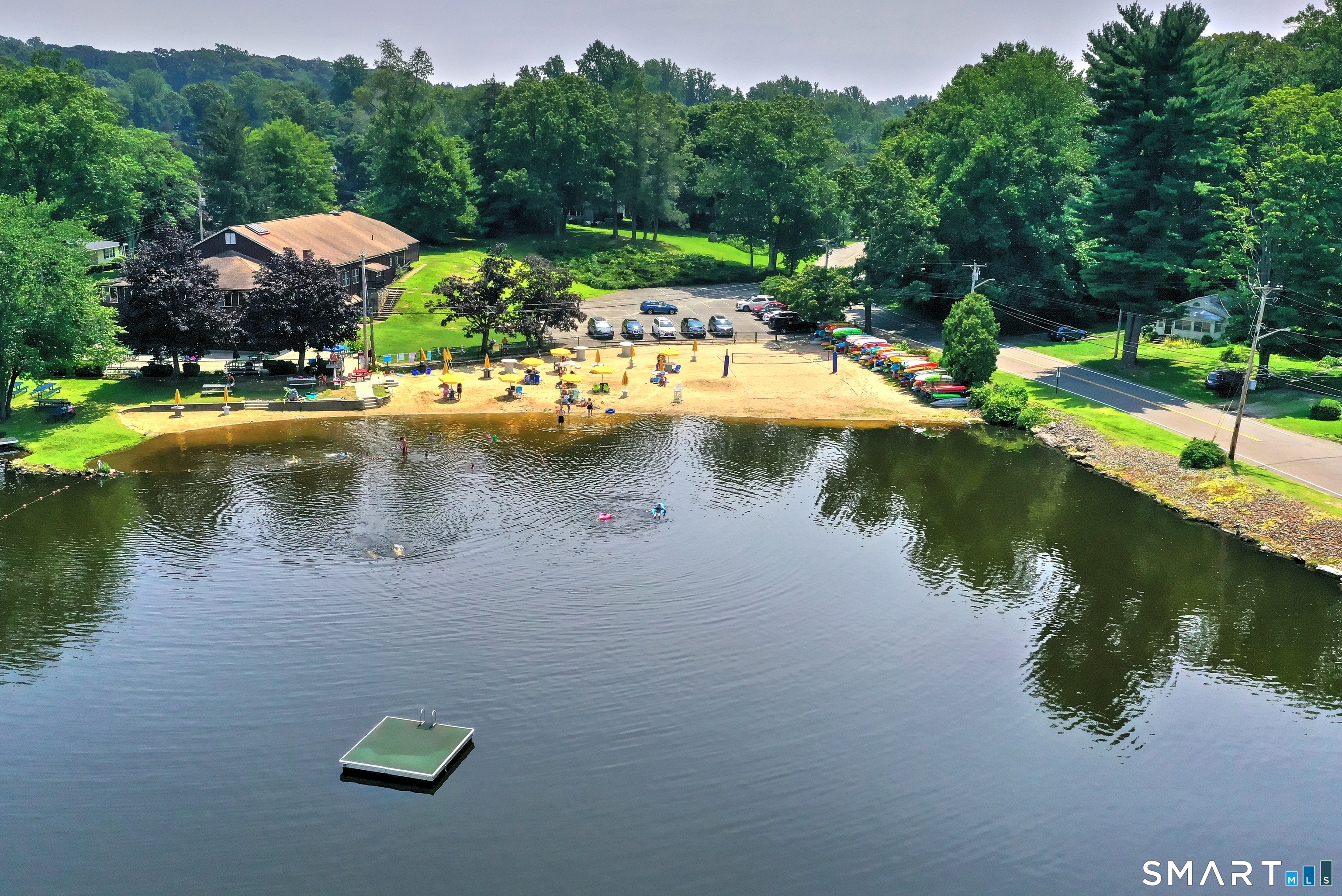 10 Old Pinewood Trail Trumbull CT 06611