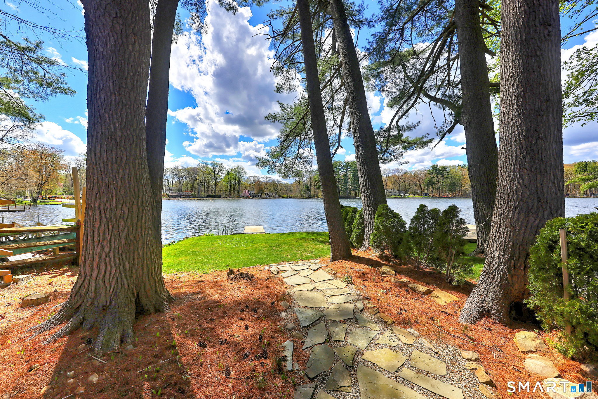 10 Old Pinewood Trail Trumbull CT 06611