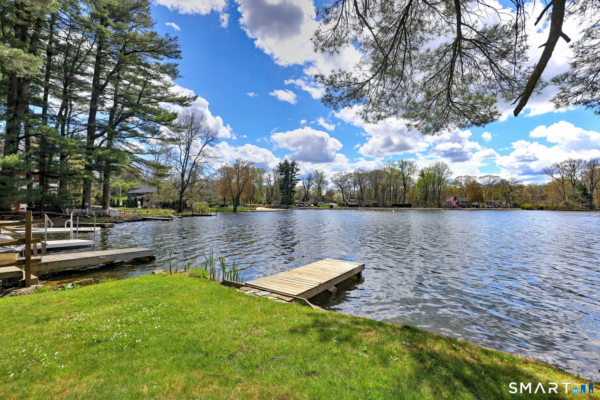 10 Old Pinewood Trail Trumbull CT 06611