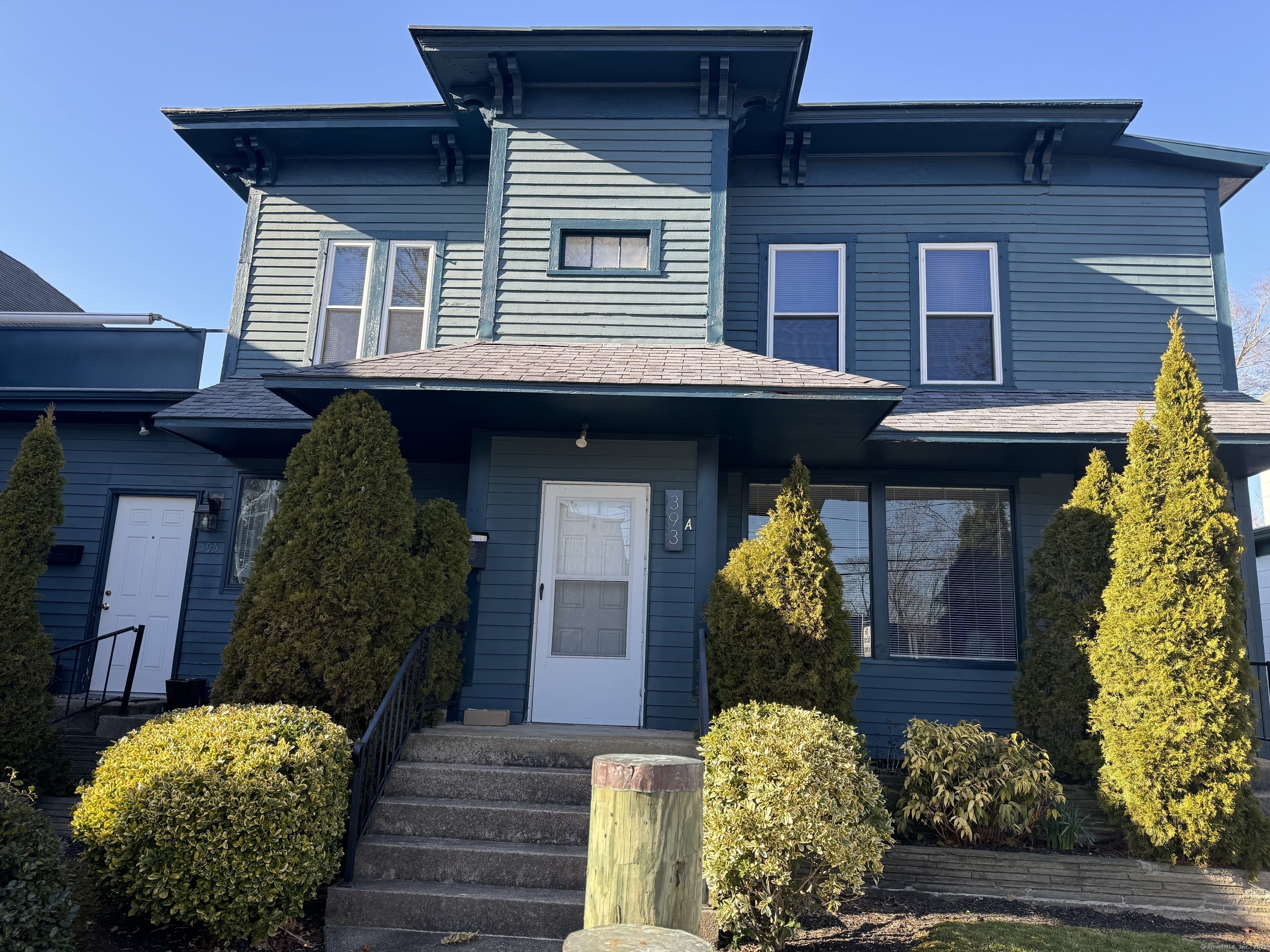 393 Main Street East Lyme CT 06357