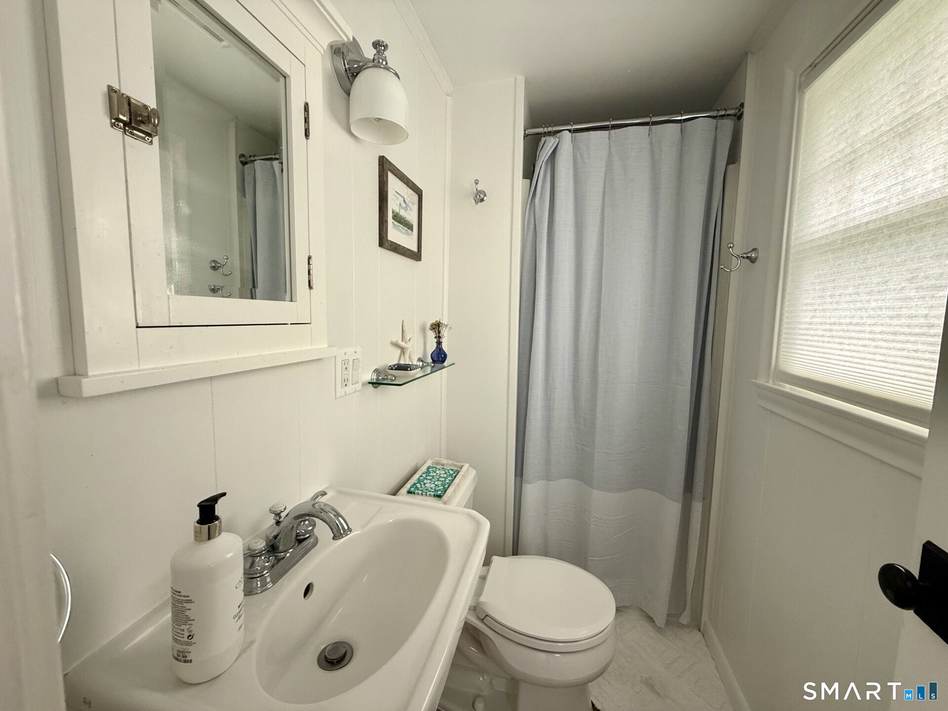 10 Reeves Avenue Guilford CT 06437