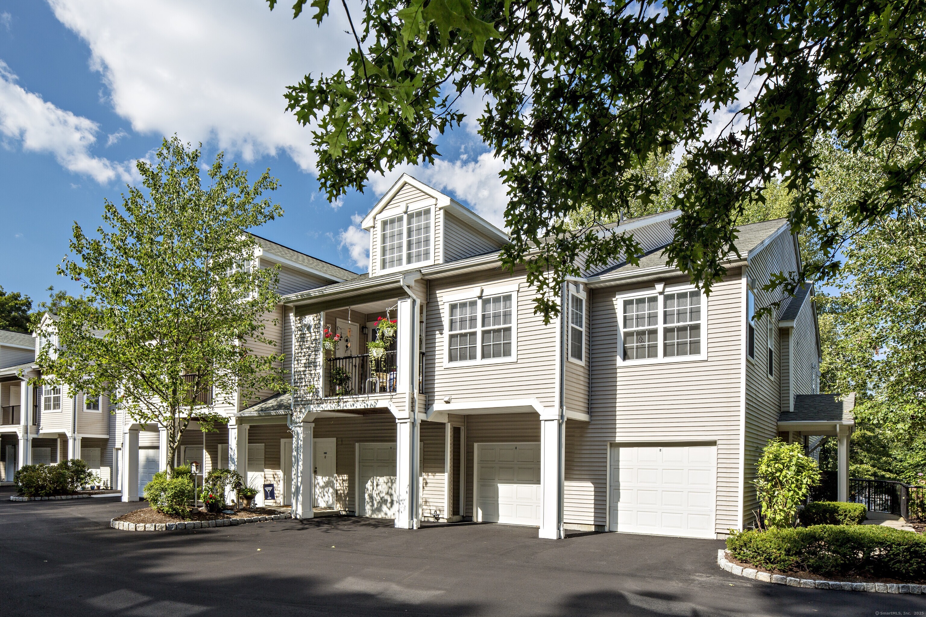 23 River Road Wilton CT 06897